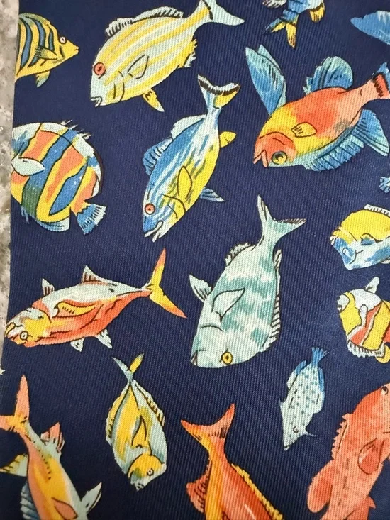 Gucci Silk Tropical Fish Tie NWT 100% Silk - Picture 4 of 5